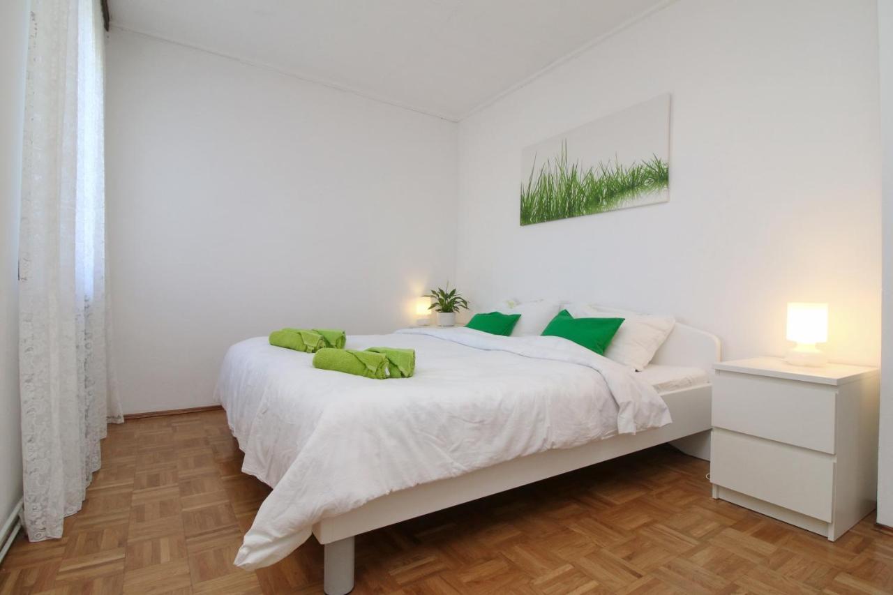רוביני Apartment Nana מראה חיצוני תמונה