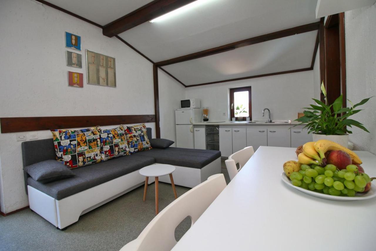 רוביני Apartment Nana מראה חיצוני תמונה
